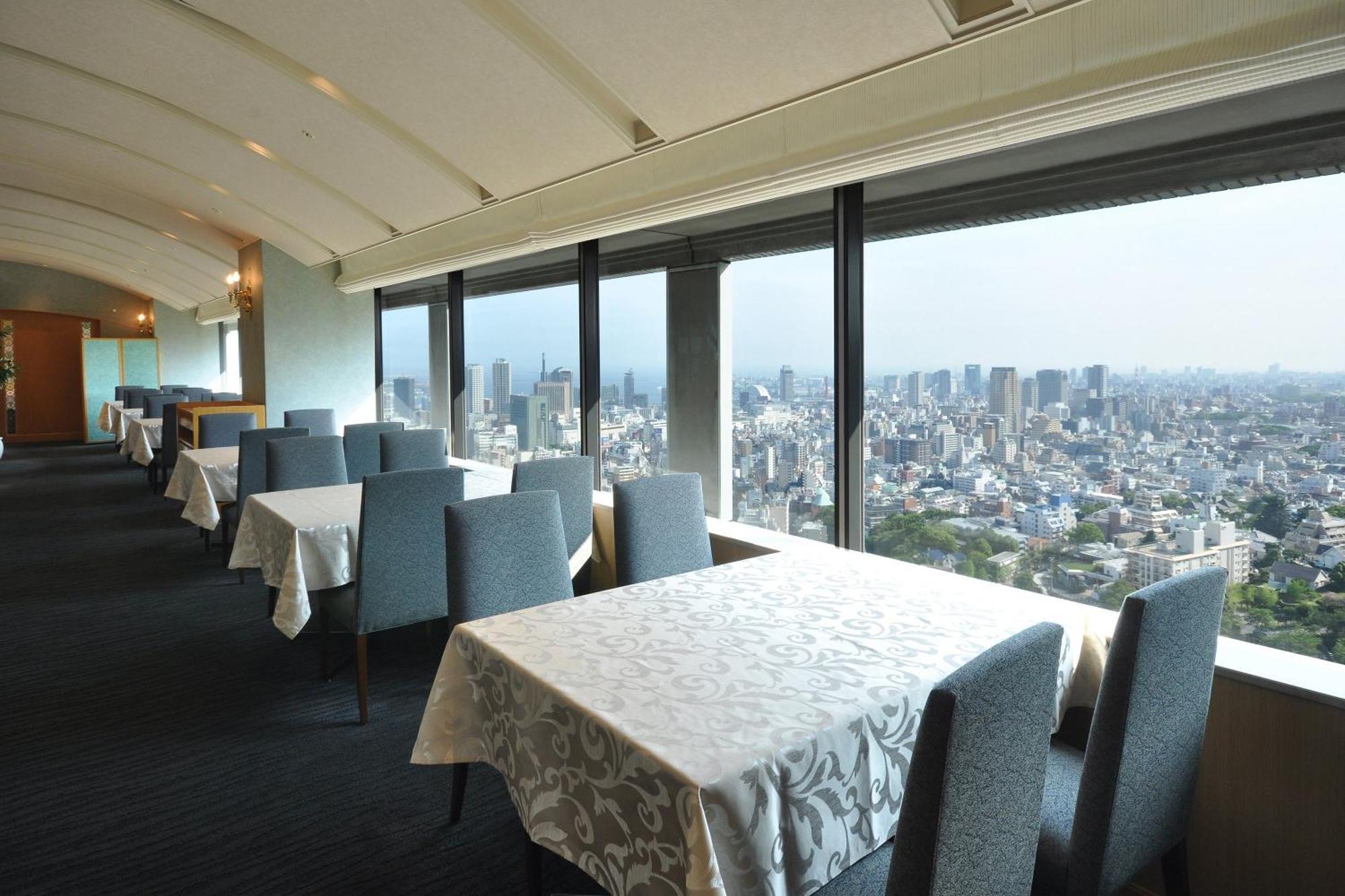 Ana Crowne Plaza Kobe By Ihg Hotel Luaran gambar Club Lounge