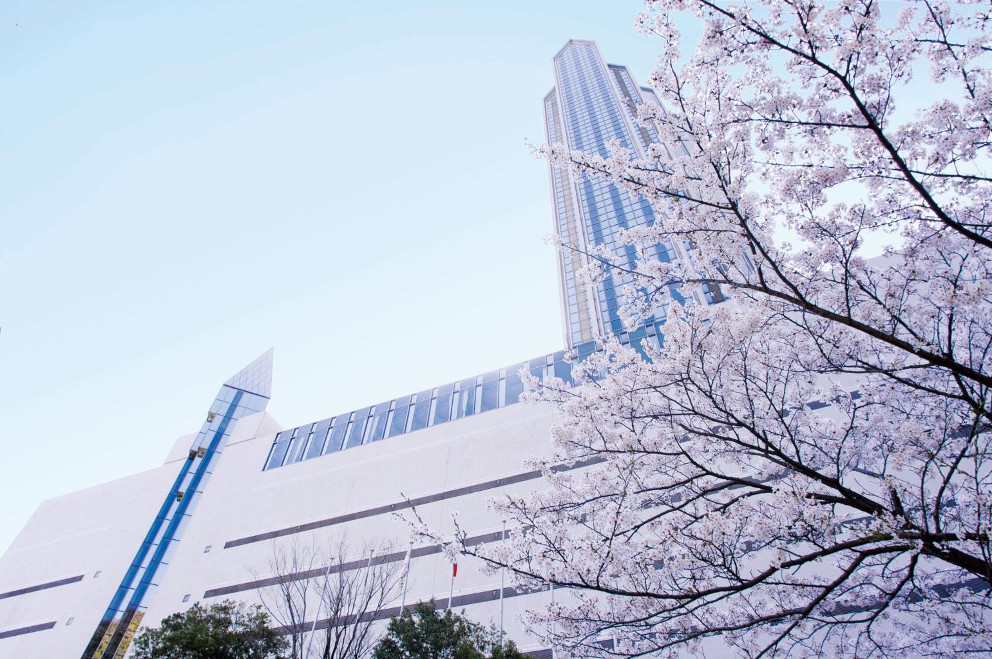 Ana Crowne Plaza Kobe By Ihg Hotel Luaran gambar The museum in April 2012