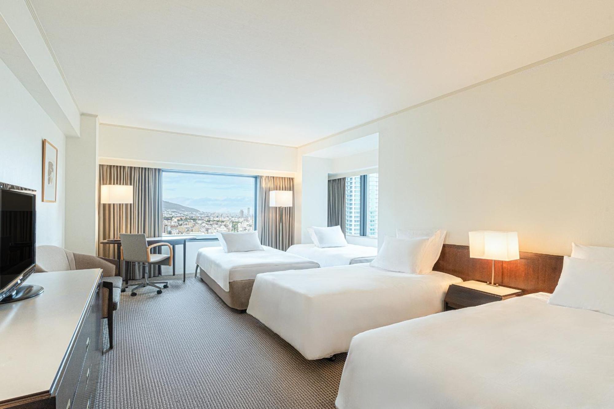 Ana Crowne Plaza Kobe By Ihg Hotel Luaran gambar Deluxe Room