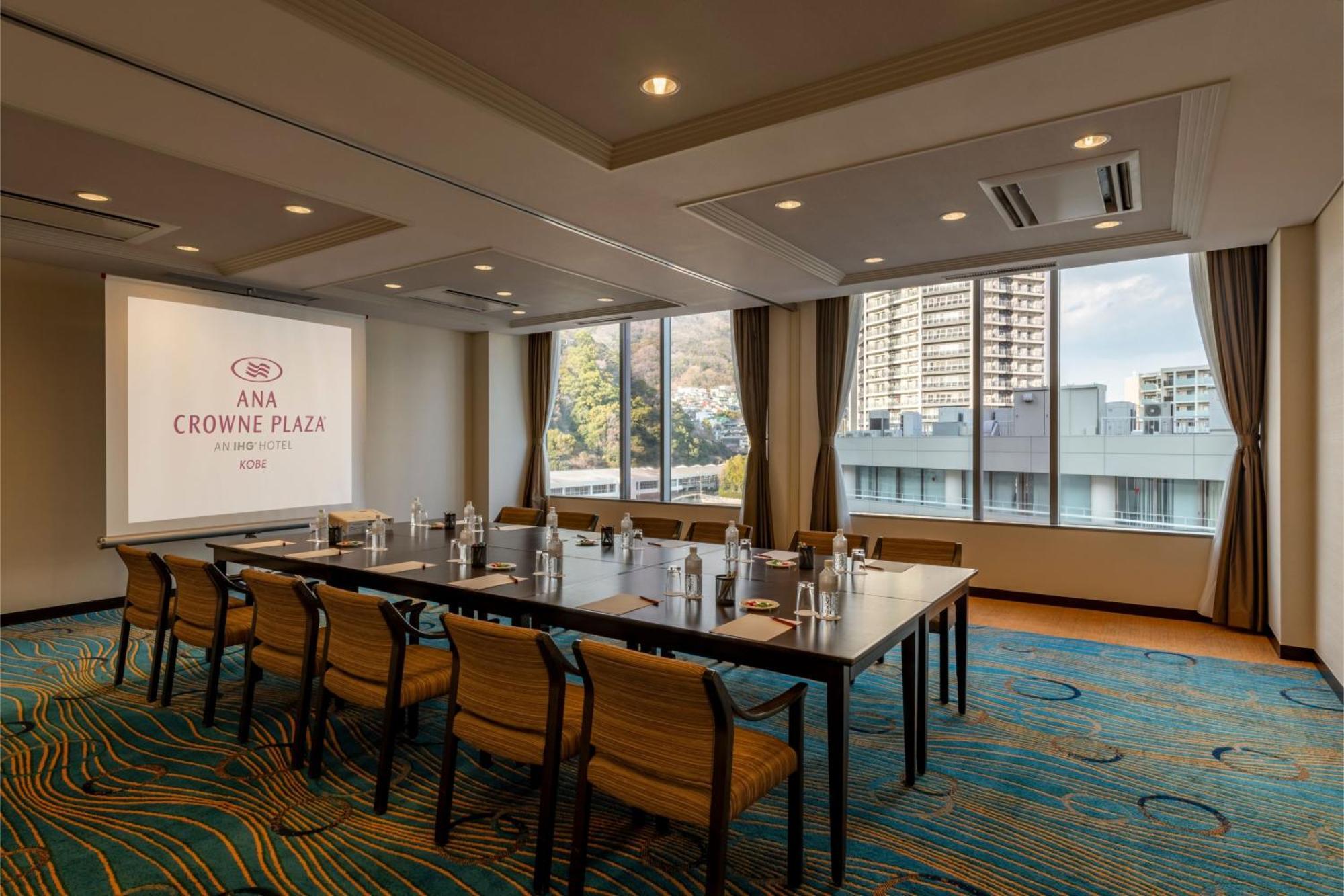 Ana Crowne Plaza Kobe By Ihg Hotel Luaran gambar Meeting room
