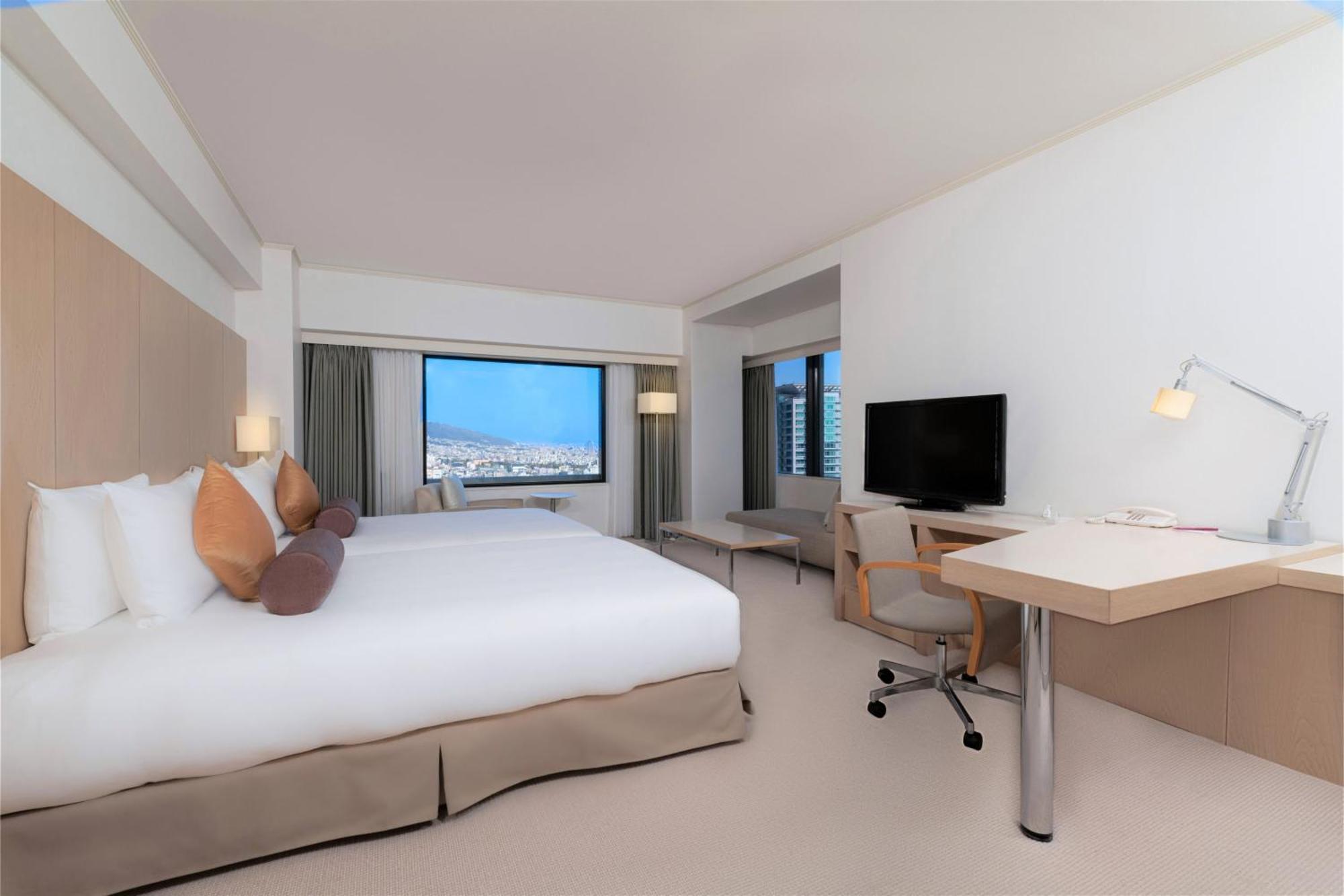Ana Crowne Plaza Kobe By Ihg Hotel Luaran gambar Deluxe Room