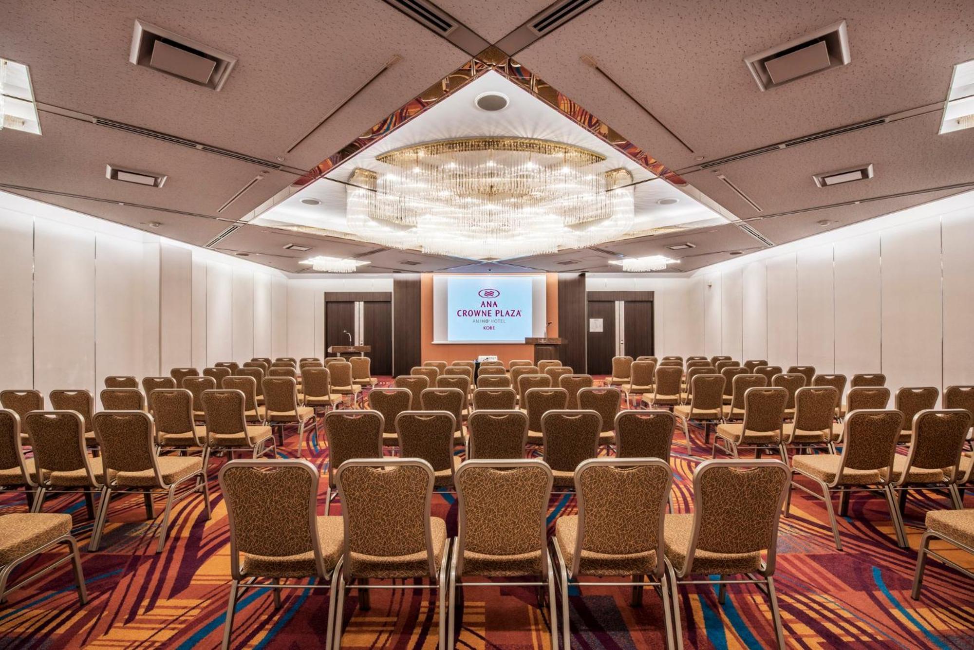 Ana Crowne Plaza Kobe By Ihg Hotel Luaran gambar The ballroom
